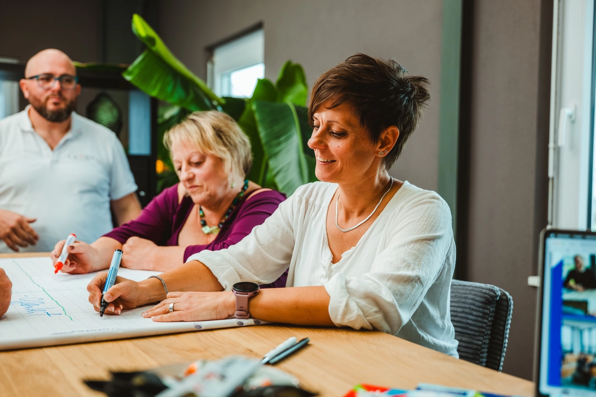 Kunden von Coach Dominik Braun bei Fuehrungskrafte-Workshop im Gewerbepark Breisgau in Eschbach